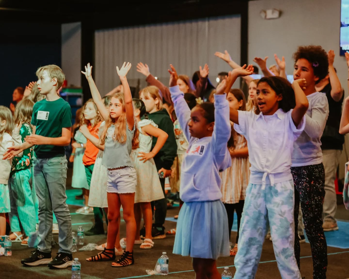 Congregation praying at To·Gather